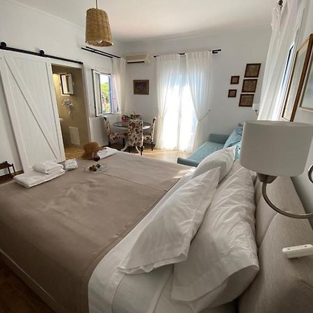 Reginas Apartments Иксия Екстериор снимка