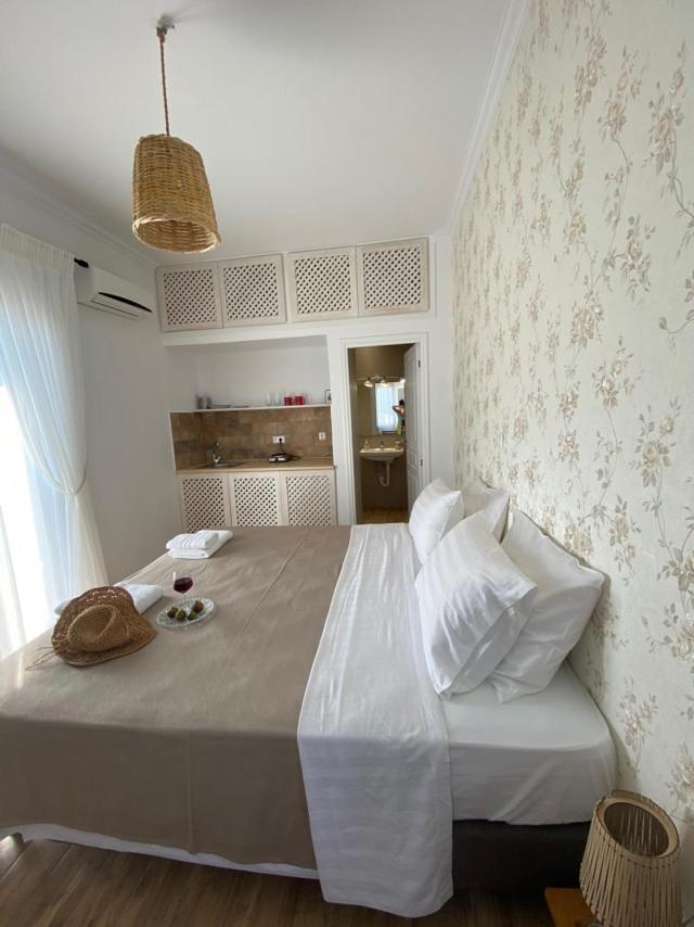 Reginas Apartments Иксия Екстериор снимка